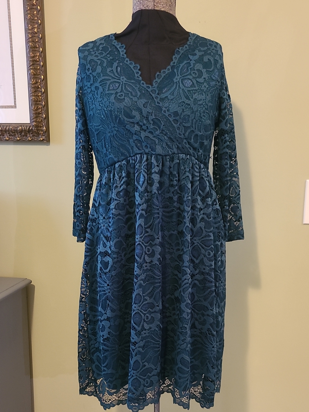 Pinkblush Teal Lace V-Neck Long Sleeve Dress Size Small NWT